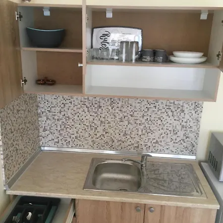 Rent Martin 포마리